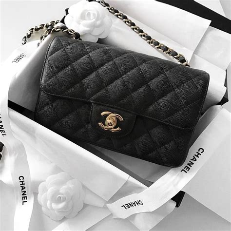 chanel classic caviar jumbo flap replica|14 Ways to Spot a Fake Chanel Bag .